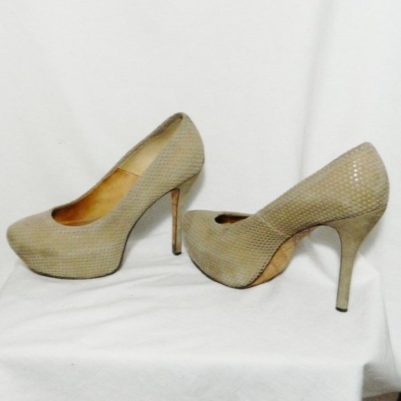 L.A.M.B. by Gwen Stefani Tan Perforated Suede 8.5 - Picture 5 of 7